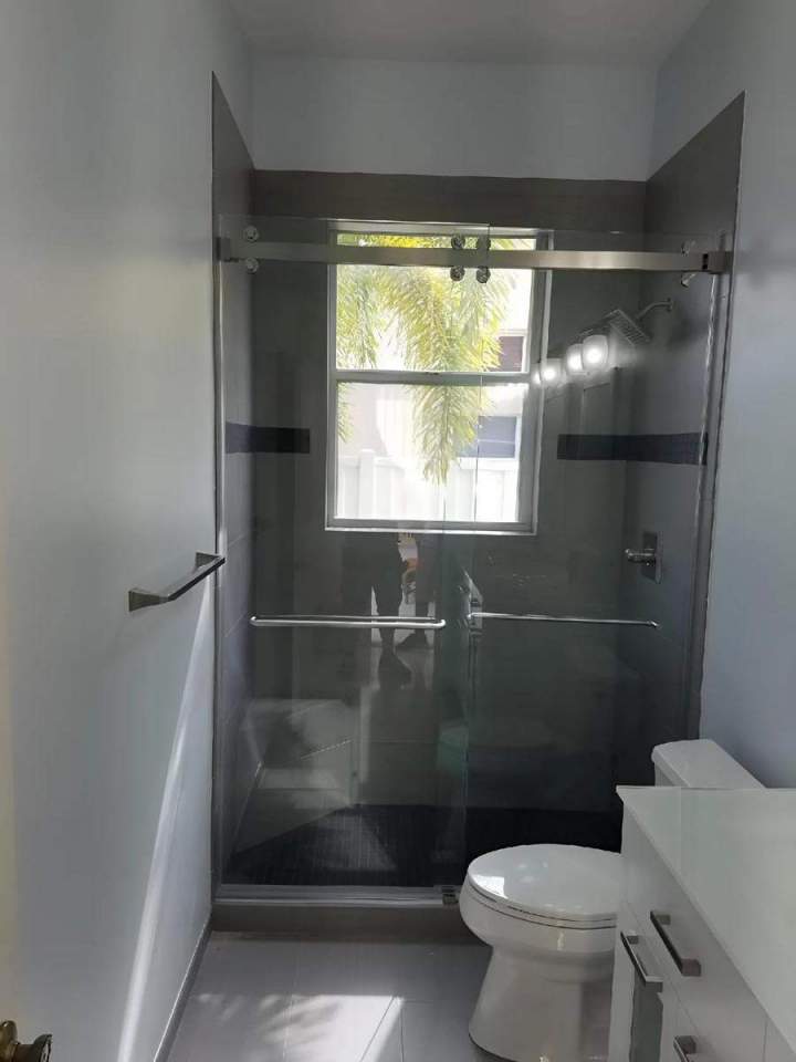 Bathroom cabinets South Florida